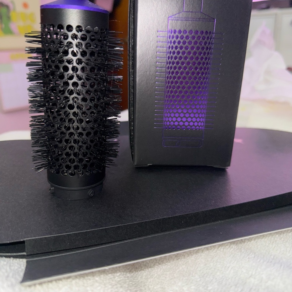 DYSON AirWrap - Picture 11 of 13